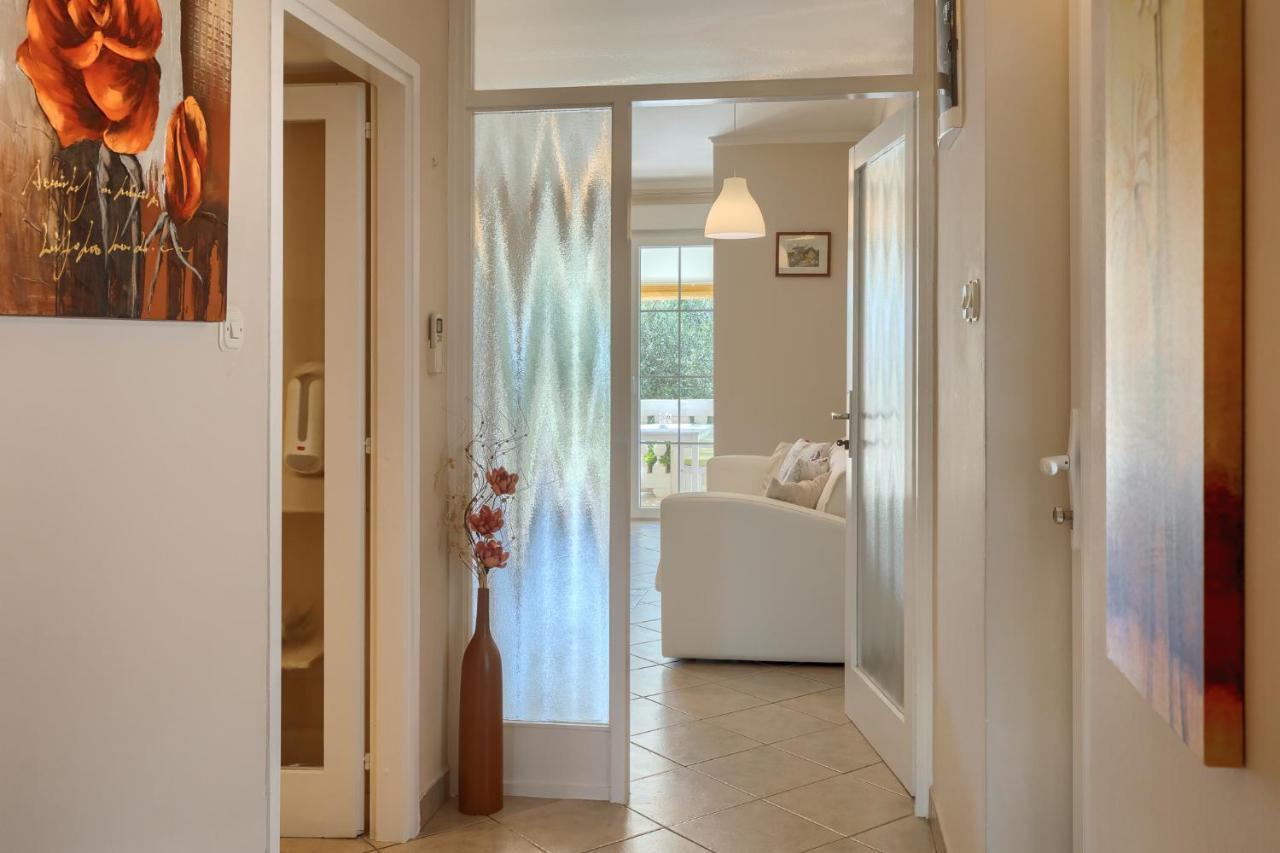 Villa Opatic ポレッチ エクステリア 写真