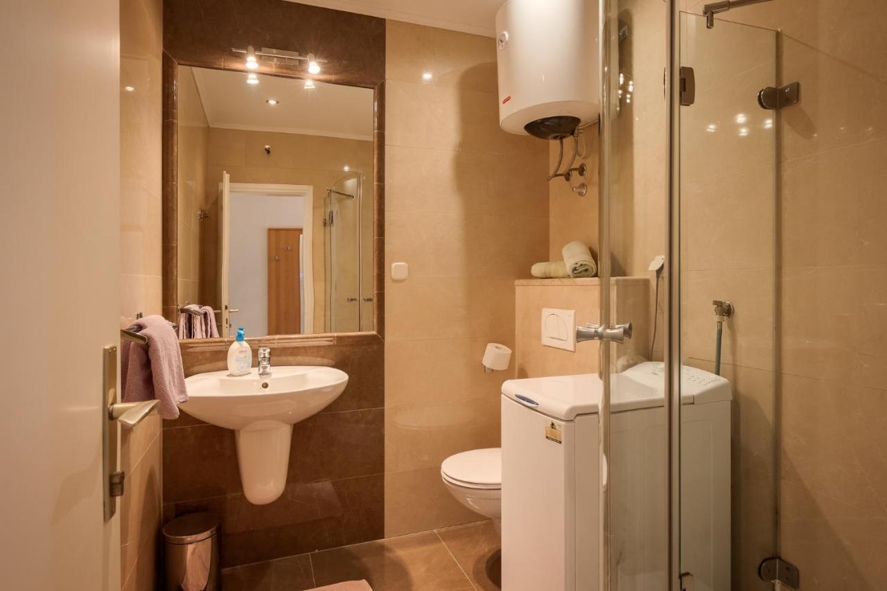 Villa Opatic ポレッチ エクステリア 写真