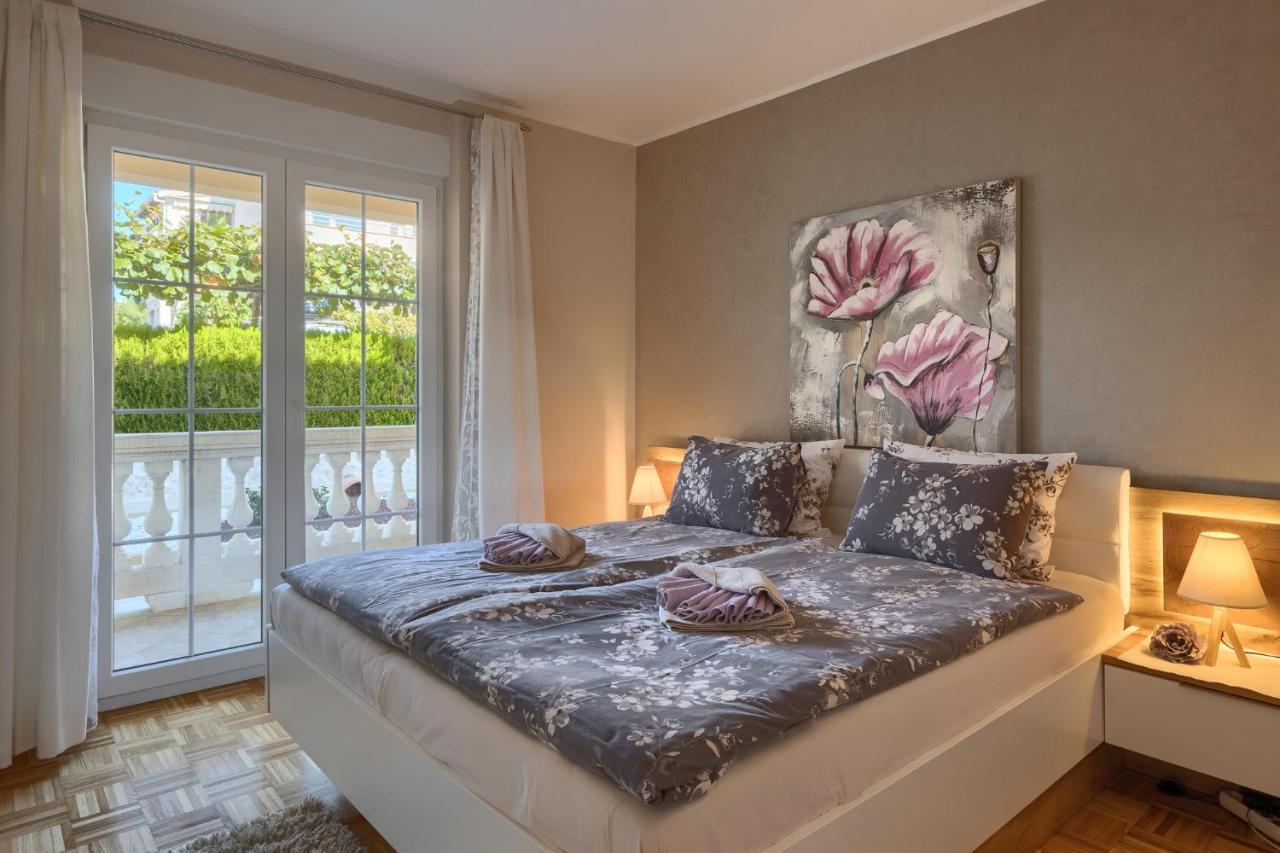 Villa Opatic ポレッチ エクステリア 写真