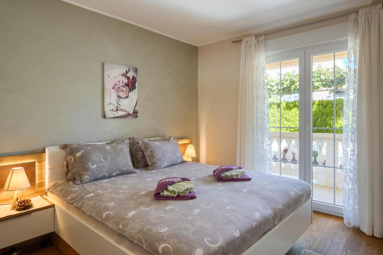 Villa Opatic ポレッチ エクステリア 写真
