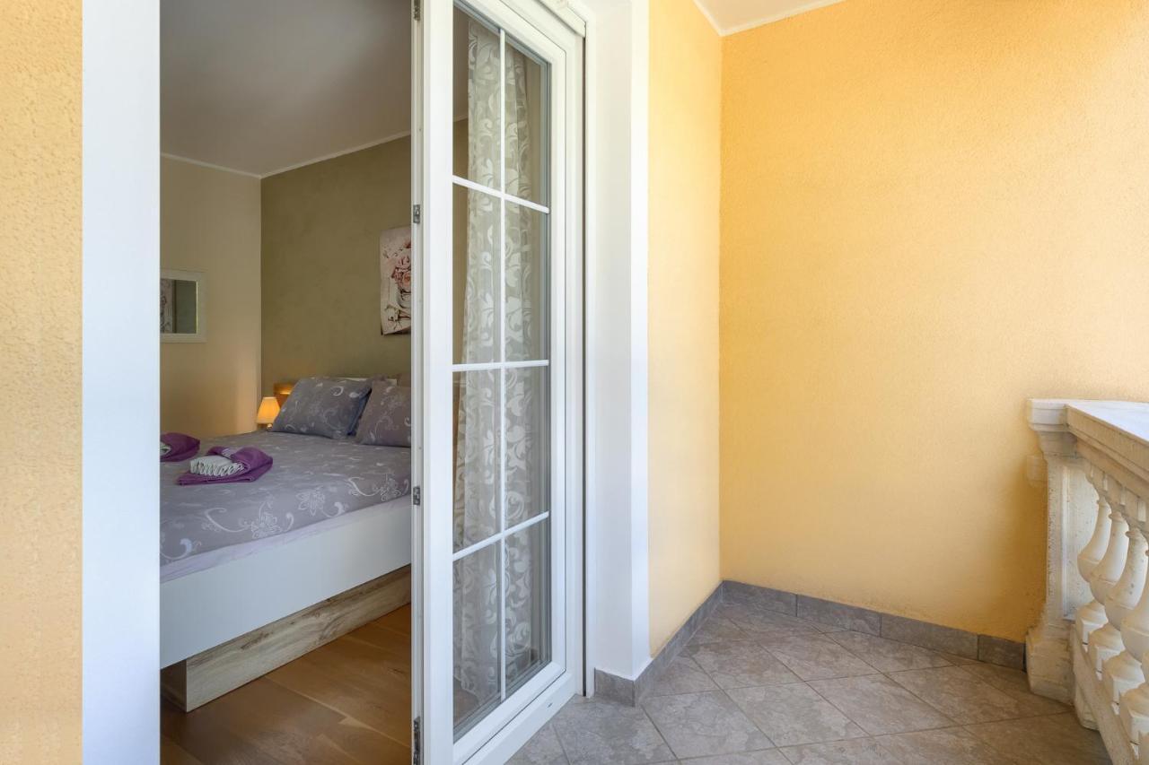 Villa Opatic ポレッチ エクステリア 写真