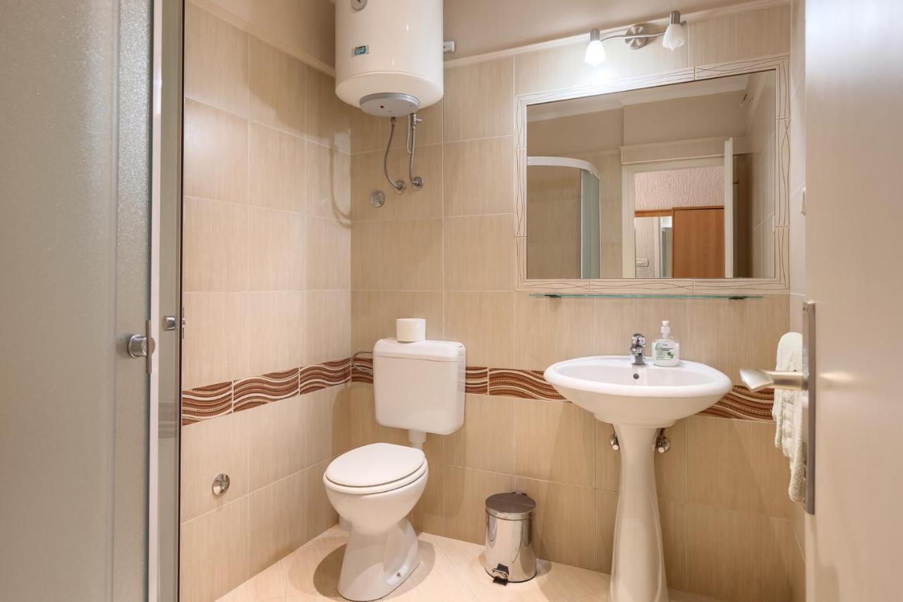 Villa Opatic ポレッチ エクステリア 写真