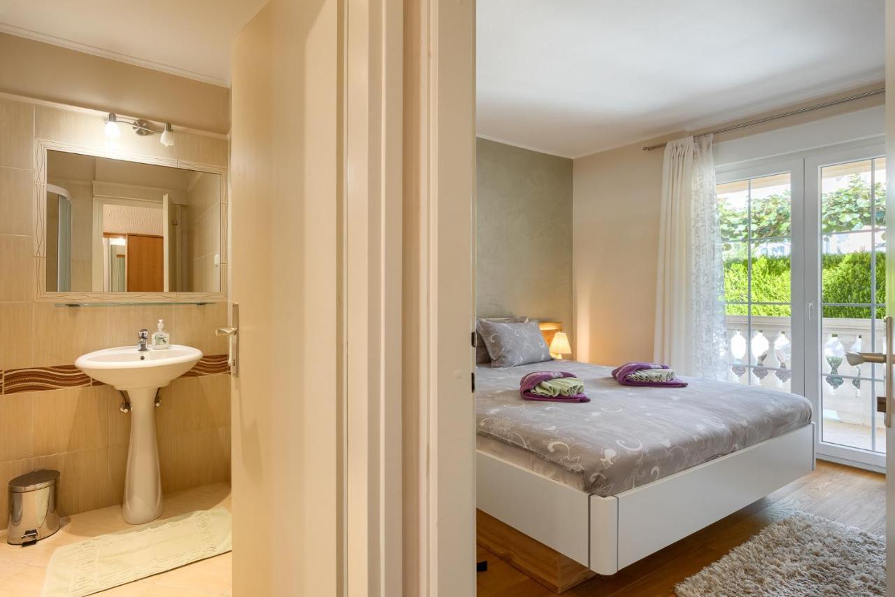 Villa Opatic ポレッチ エクステリア 写真